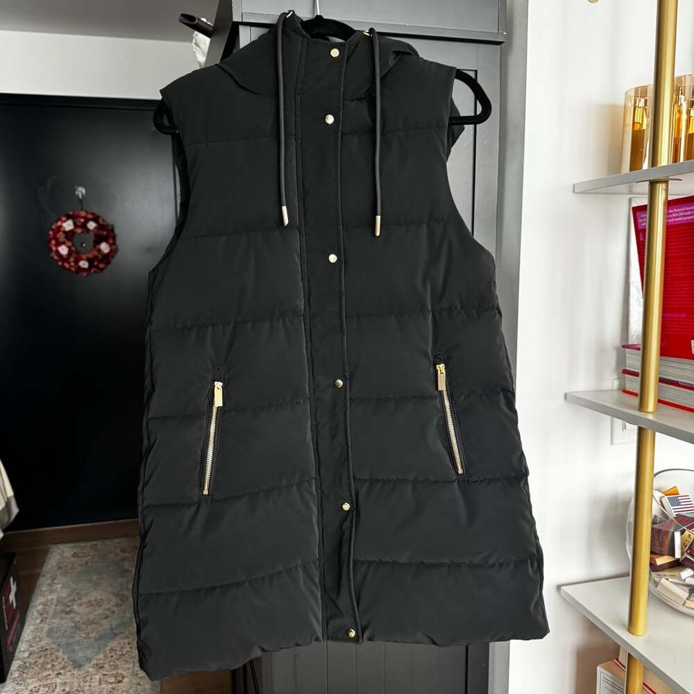 Zara - Black puffer long vest